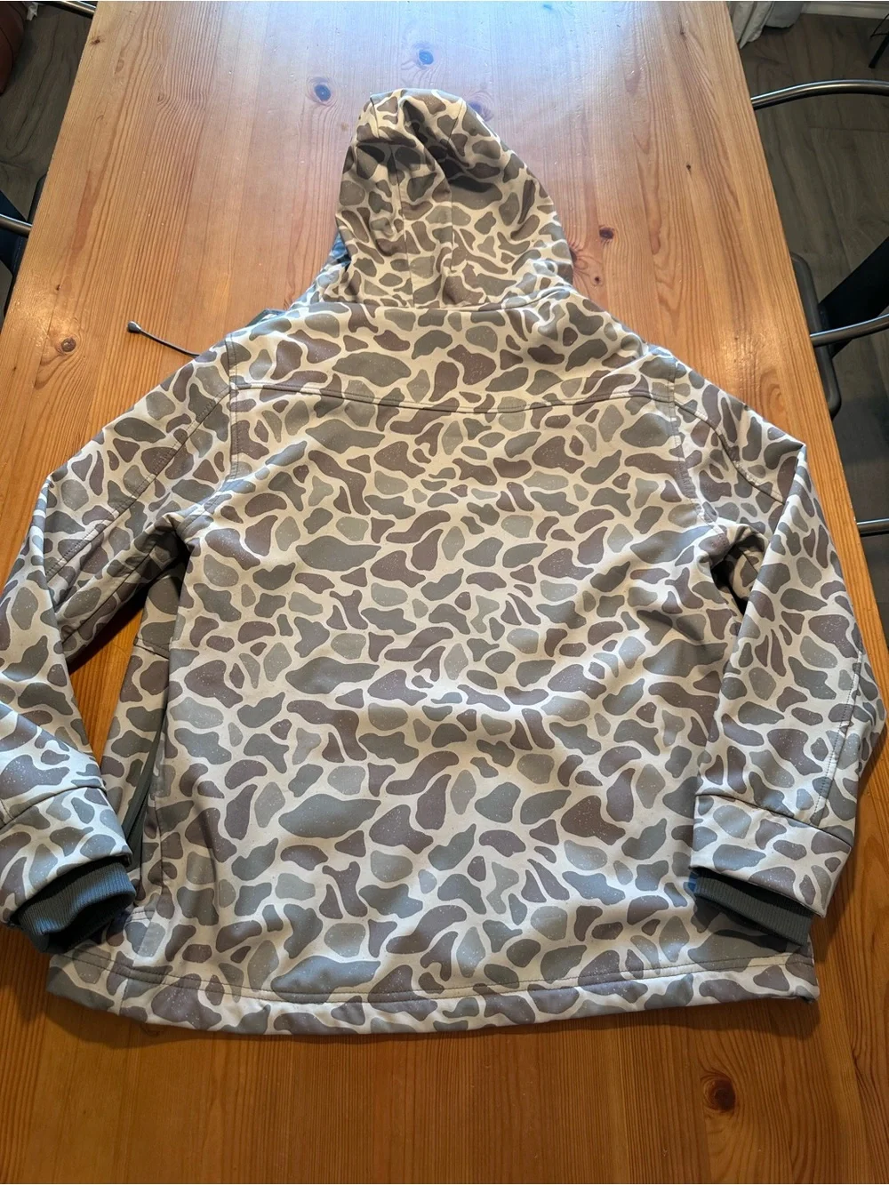 Burlebo Men’s Camo-Print Hooded Softshell Jacket